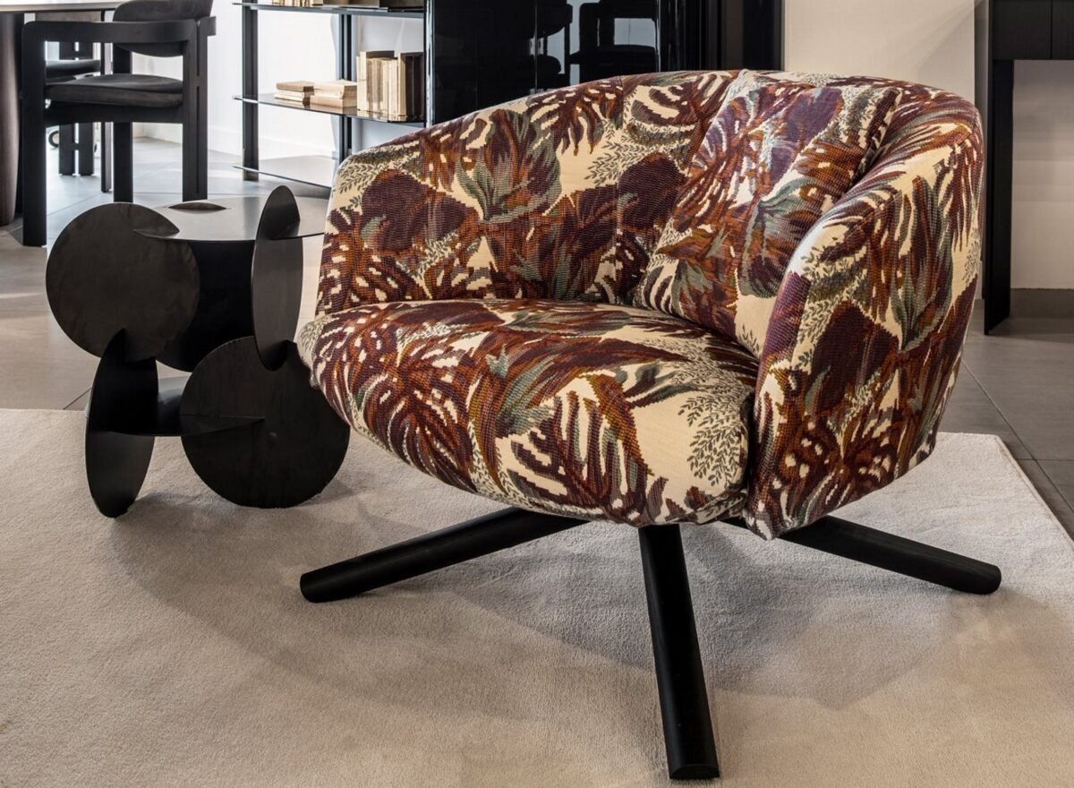 Gallotti Radice Livre Swivel Armchair 04