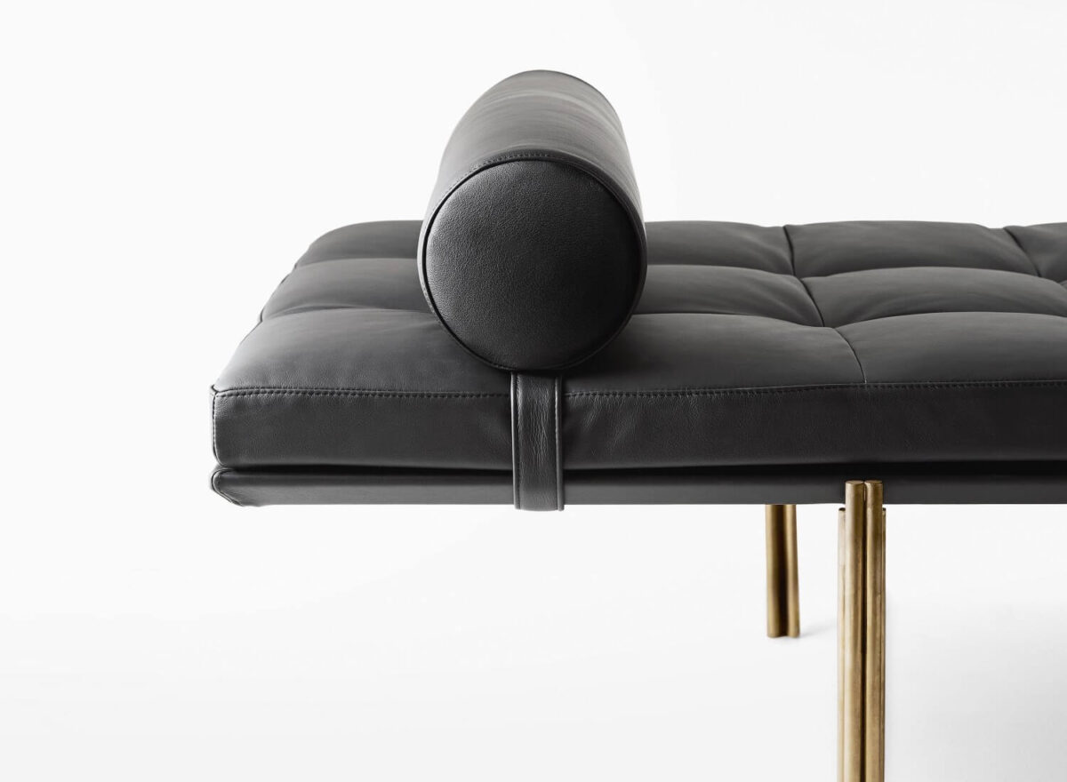 Gallotti Radice Twelve Day Bed 02