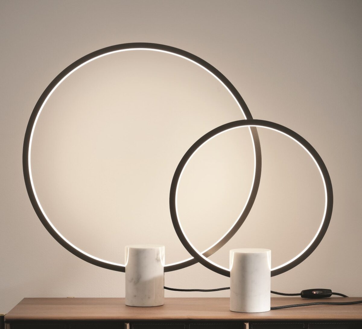 Porada Halo Table Lamp 02