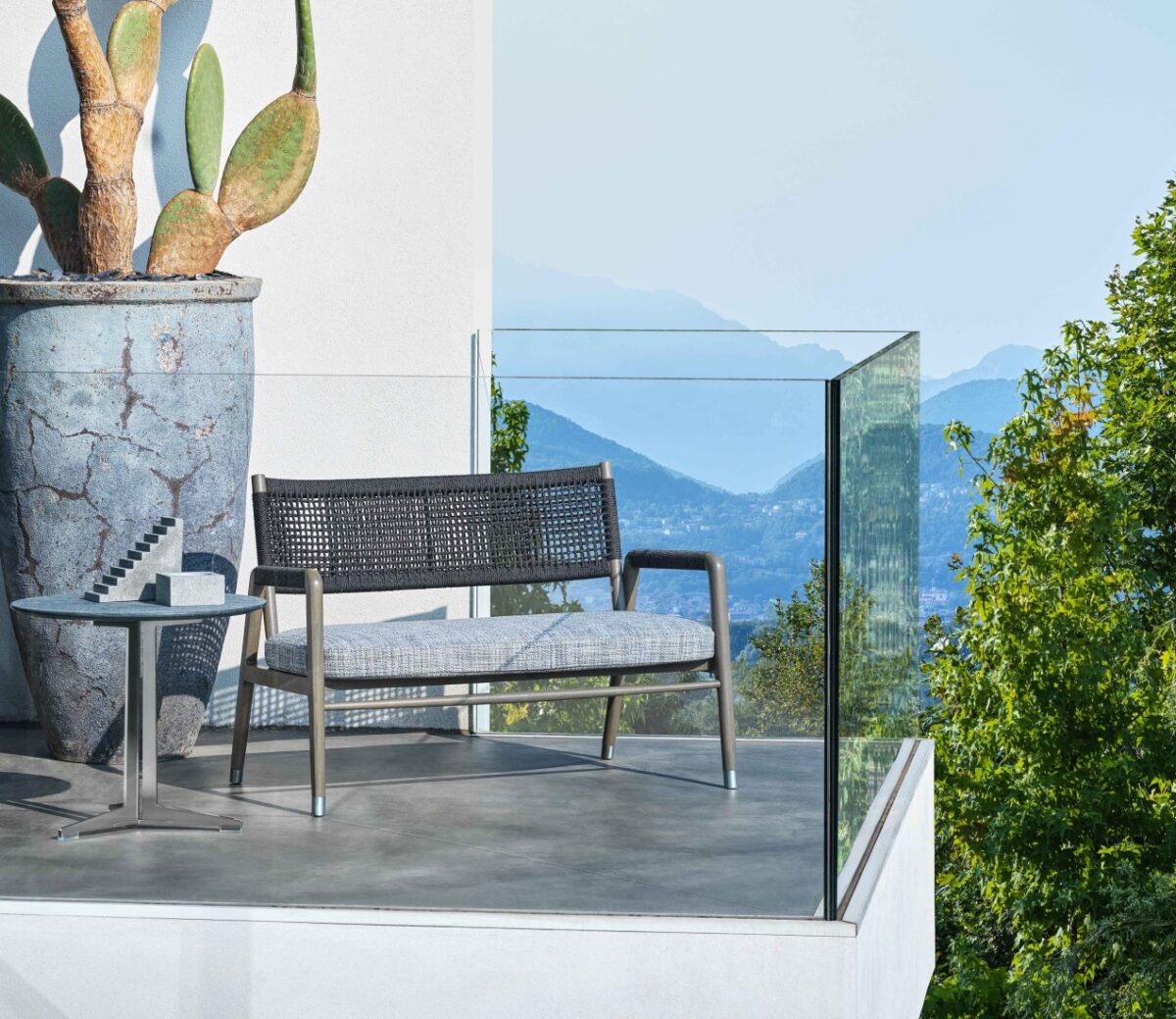 Flexform Ortigia Outdoor Sofa 02