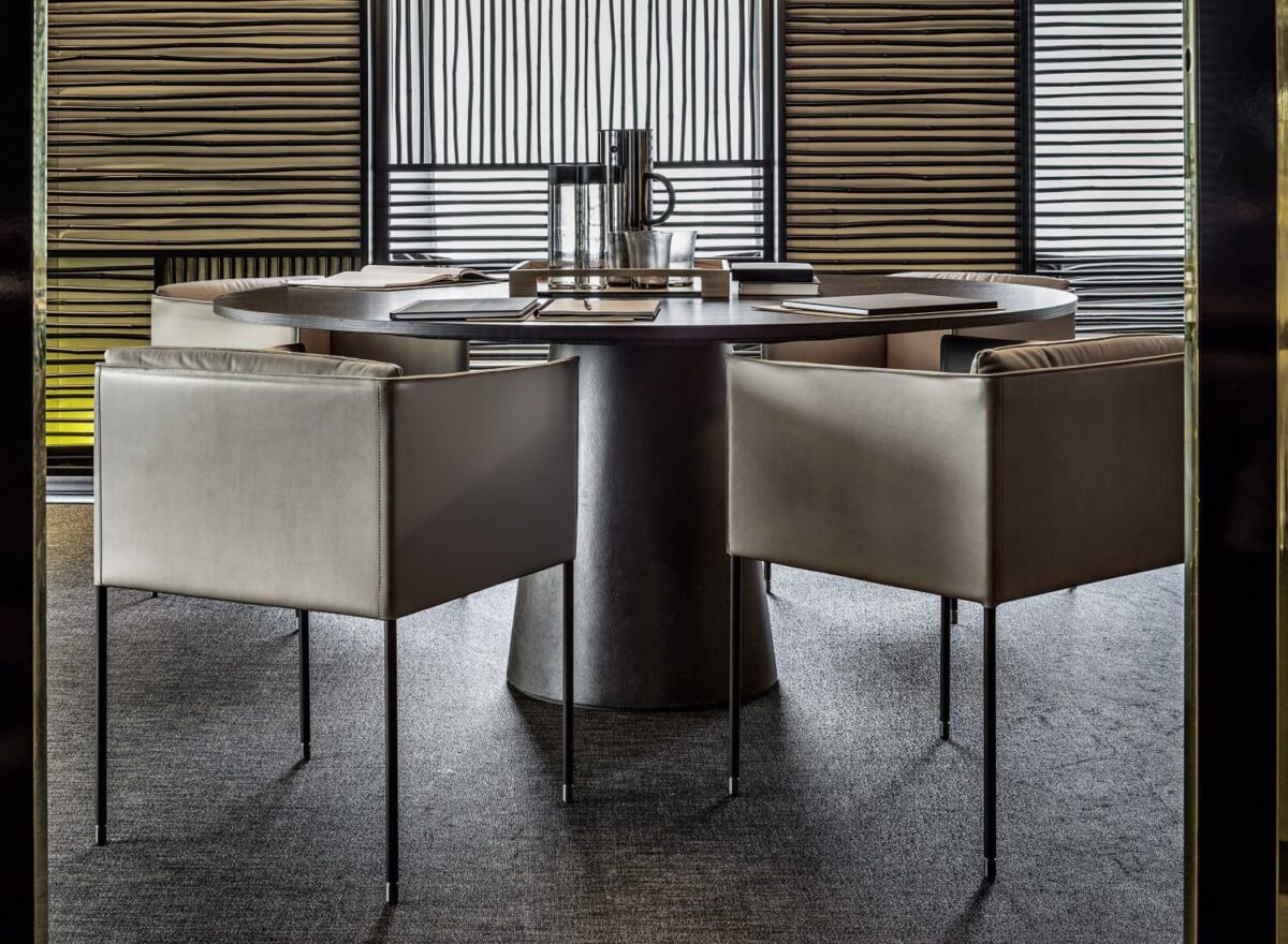 Frag Square Dining Chair 02