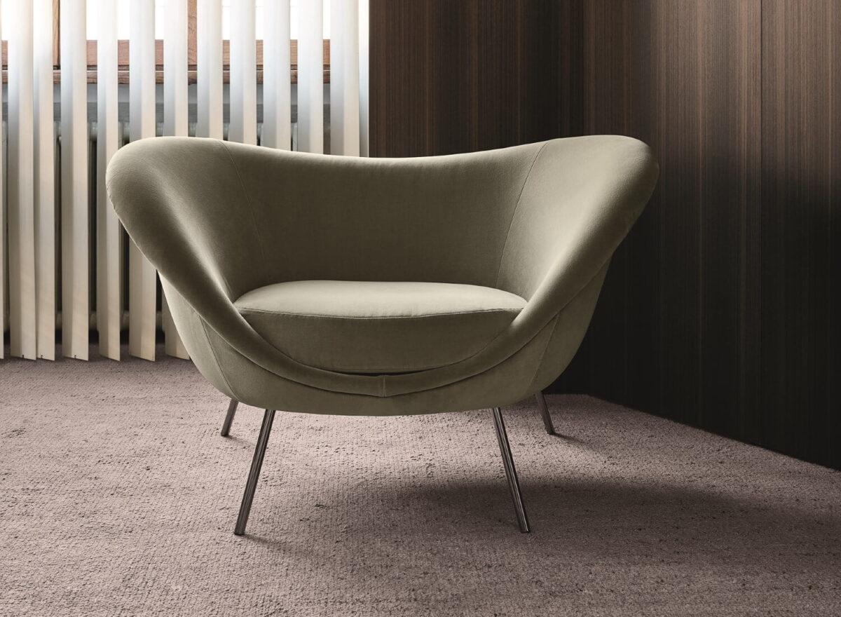 Molteni C D 154 2 Armchair 02