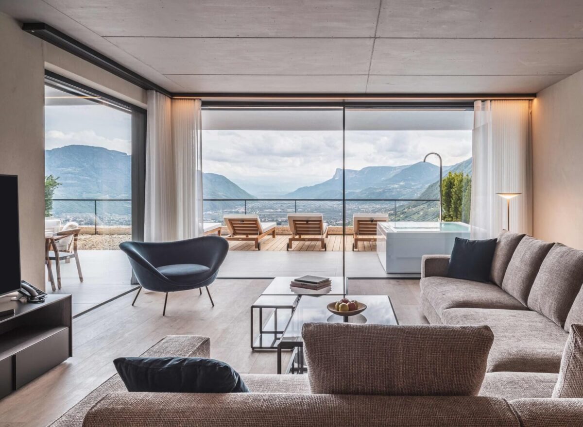 Molteni C D 154 2 Armchair 03