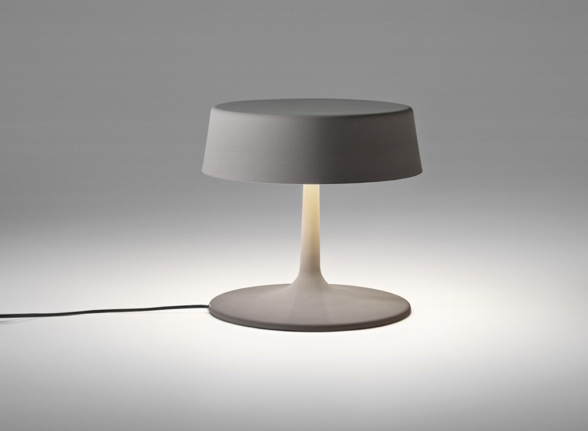 Penta-China-Table-Lamp-GLACE