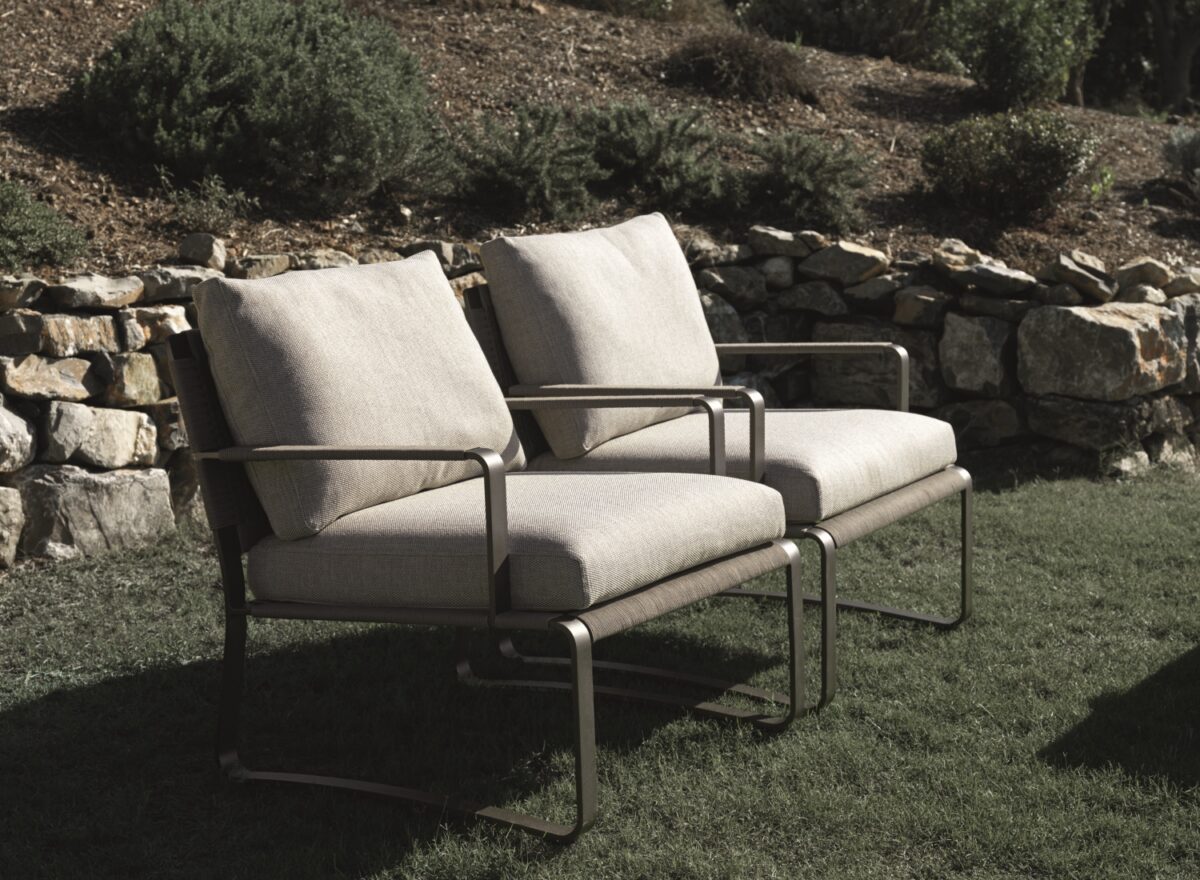 Molteni C Phoenix Outdoor Armchair 01