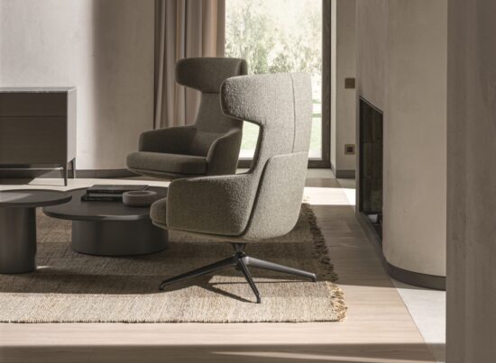 Molteni C Piccadillly High Back Armchair 01