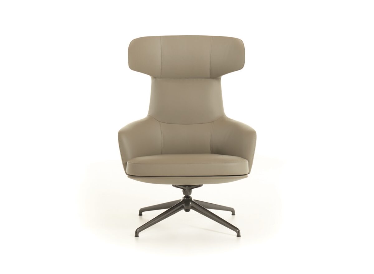 Molteni C Piccadillly High Back Armchair 02