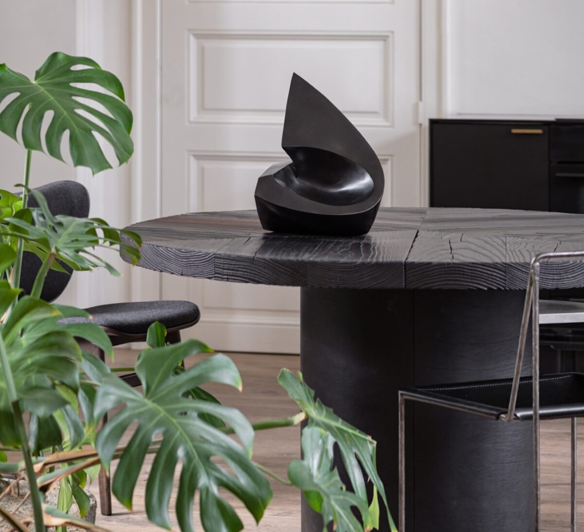 Gardeco Hollow Sphere Sculpture GND GA334 04