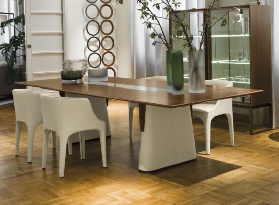 Giorgetti-Fang-Dining-Table-01