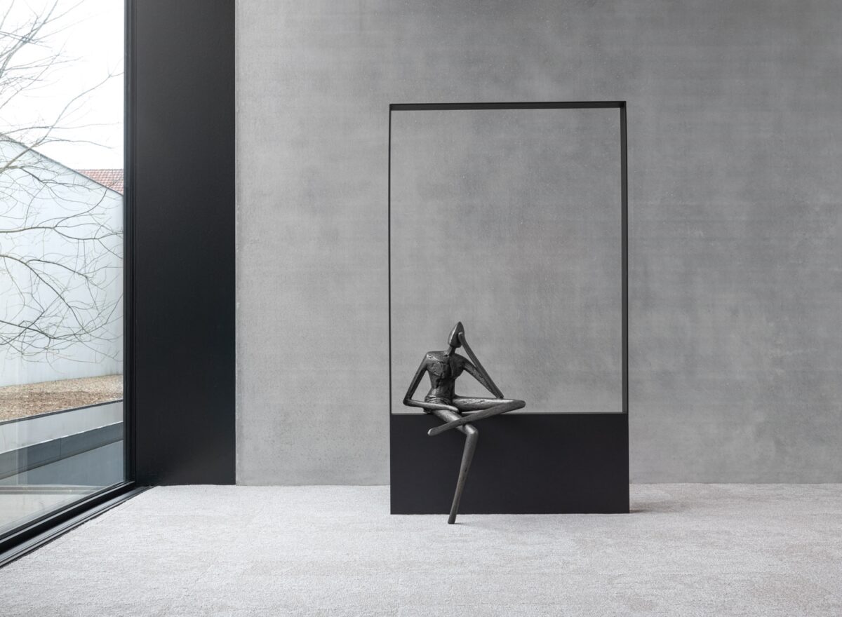 Gardeco Let Me Think Bronze Sculpture GND GA321 01
