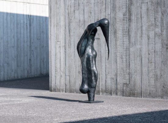Gardeco Modest Bronze Sculpture GND GA286 01