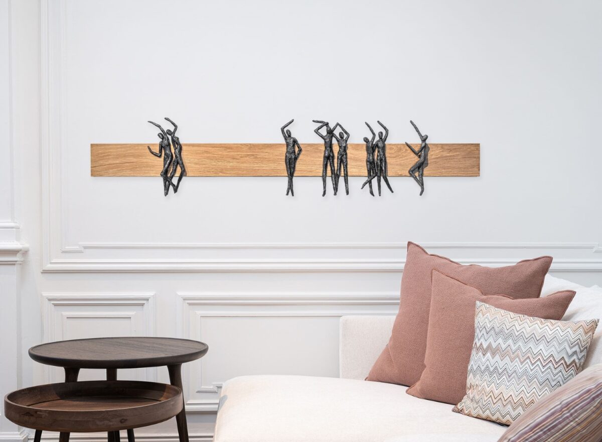 Gardeco Party Bronze Sculpture GND GA262 01