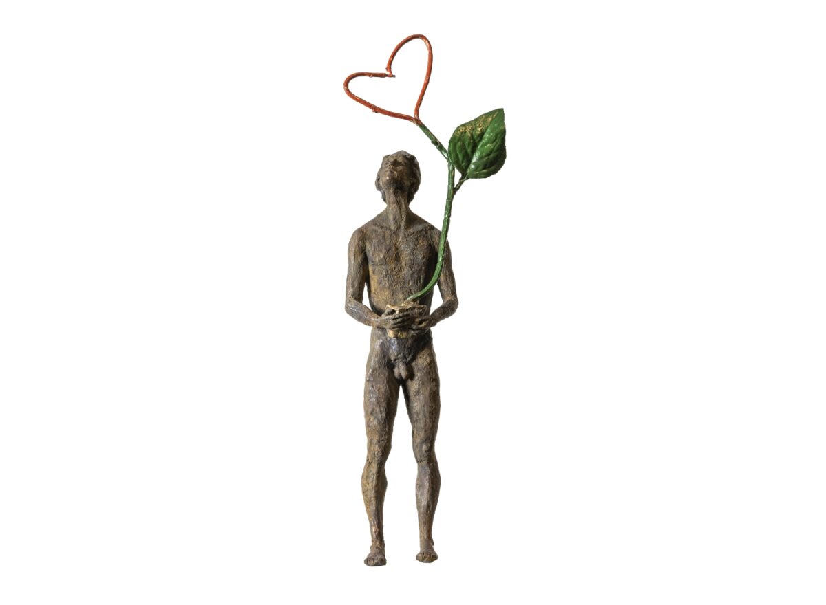Gardeco-Thought-IV-Love-Sculpture-GND-GA329-03