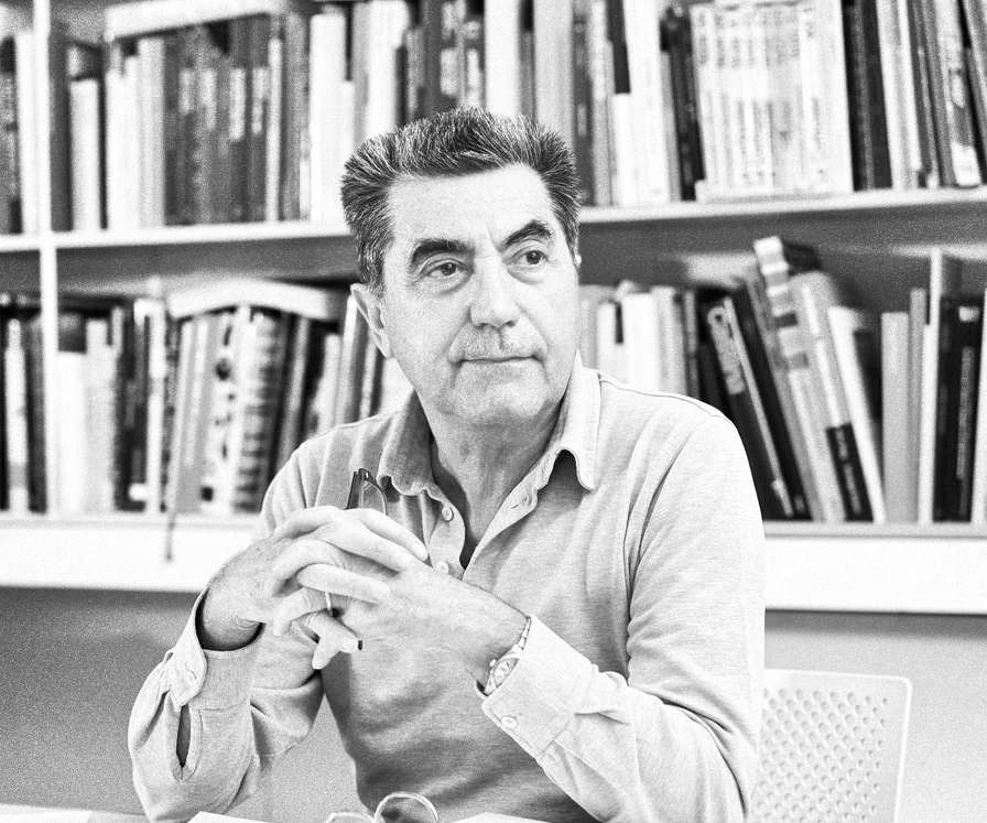 menu-category-designer-antonio-citterio