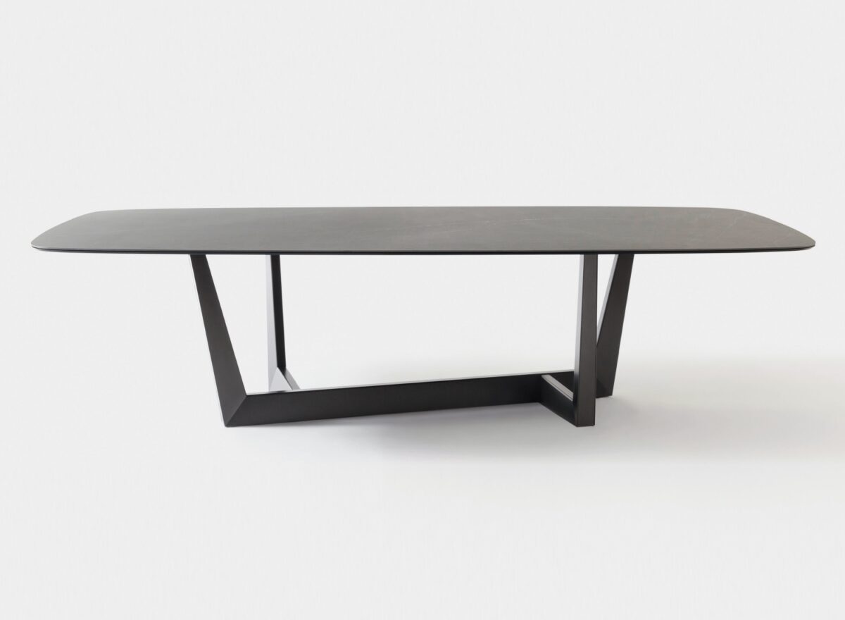 Bonaldo-Art-Ceramic-Dining-Table-Metal-Base-05