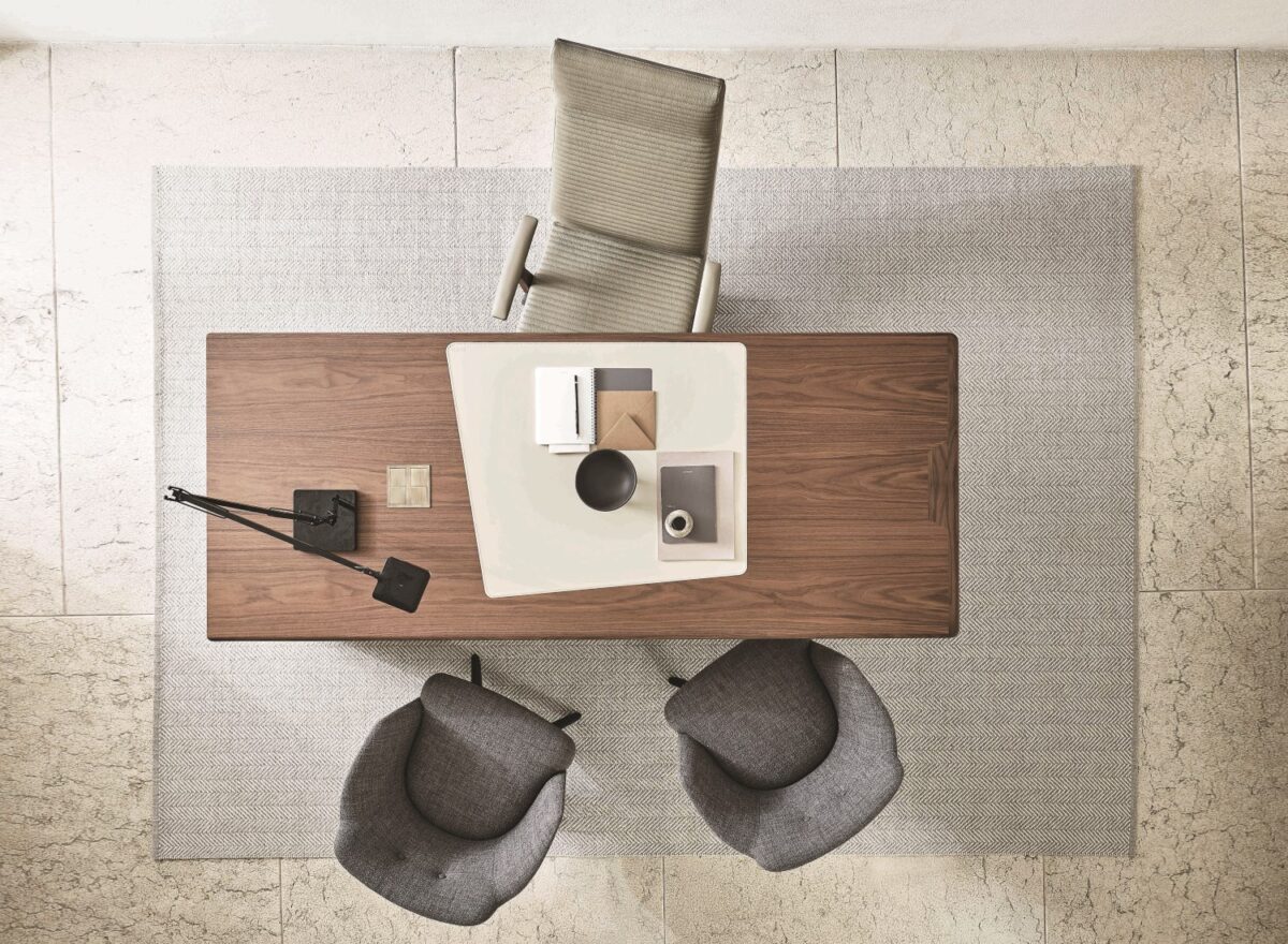 Porada Midi Desk 04