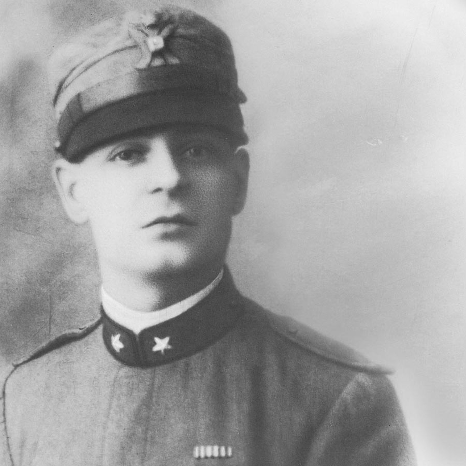 Renzo-Frau-Designer-Image-Product-Banner