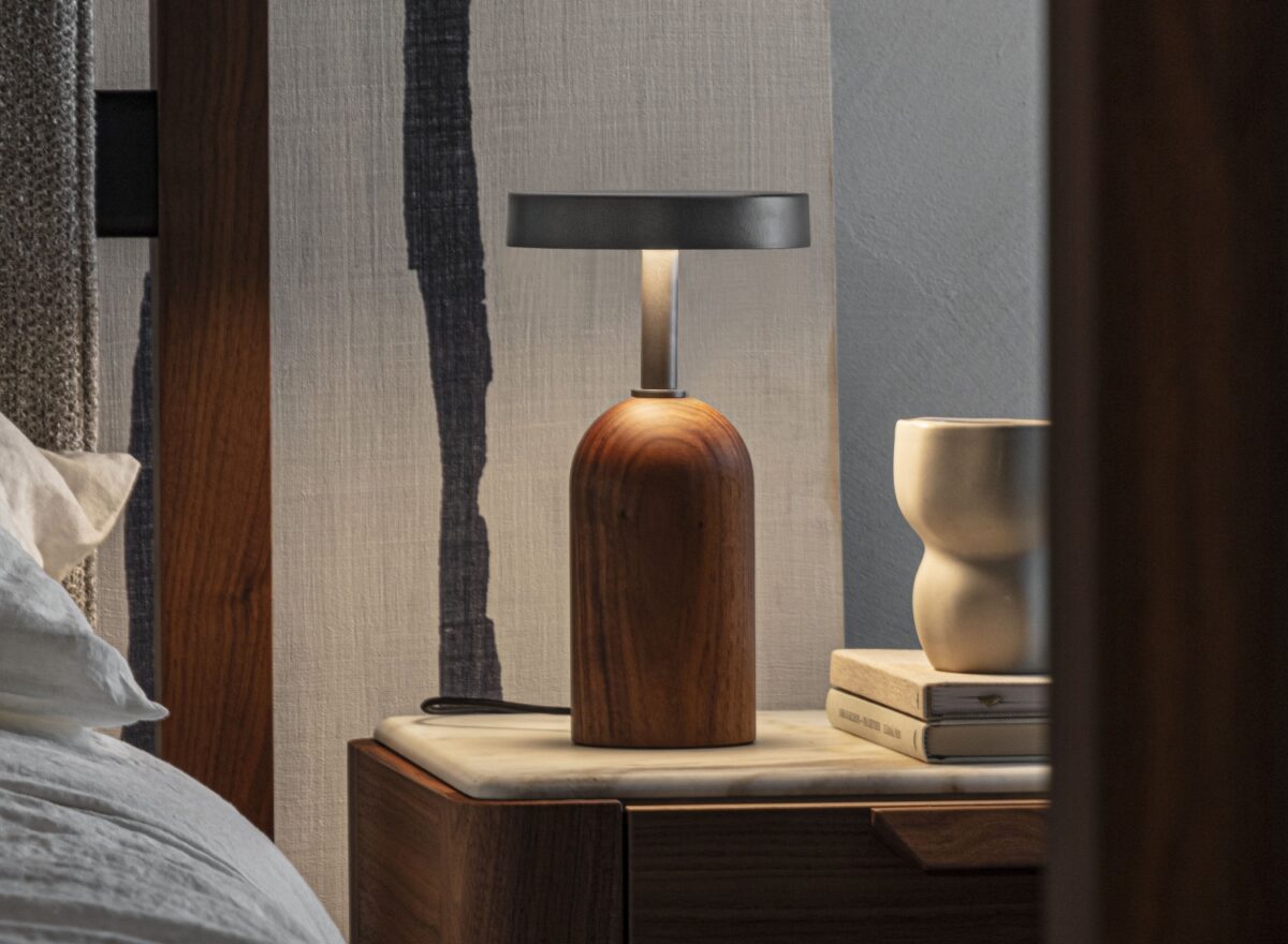 Porada Ekero Fix Table Lamp 01