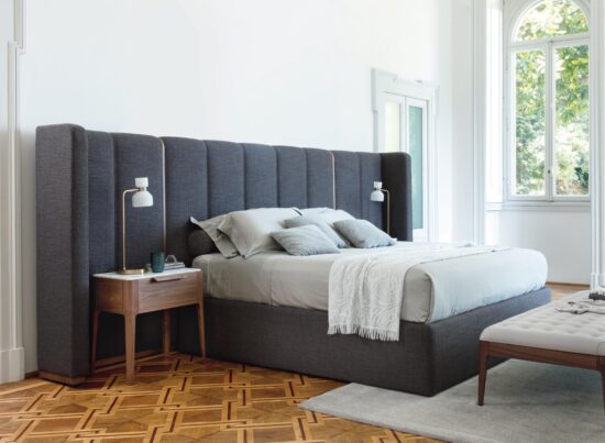 Porada Aida Wing Bed 01