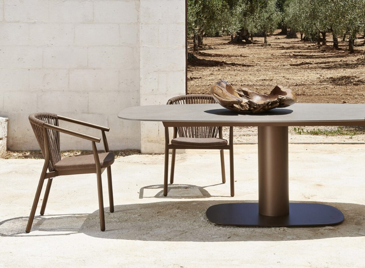 Varaschin Big Outdoor Dining Table 03