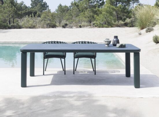 Varaschin-Customade-Outdoor-Dining-Table-01