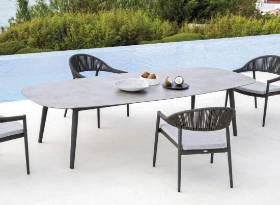 Varaschin-Ellisse-Low-Outdoor-Dining-Table-01