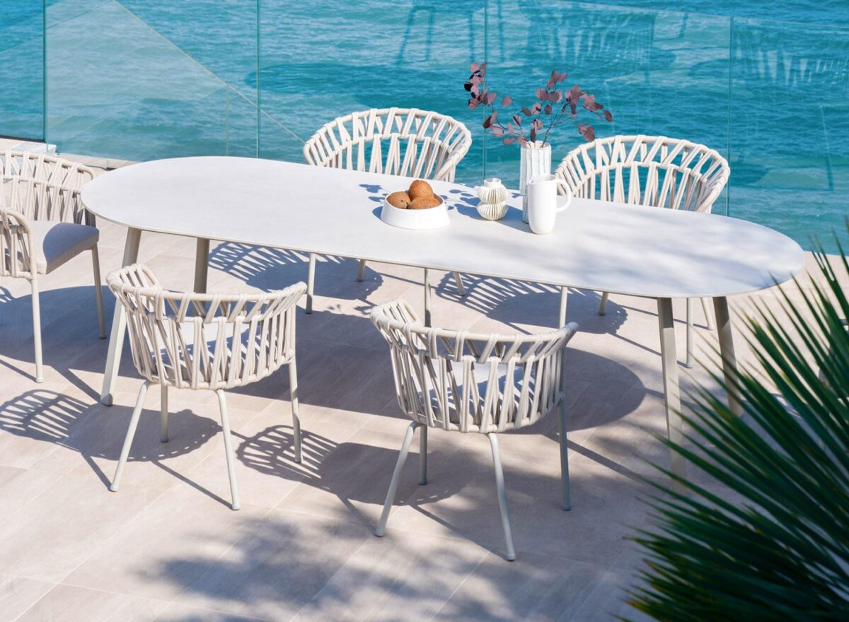 Varaschin Emma Outdoor Dining Table 01