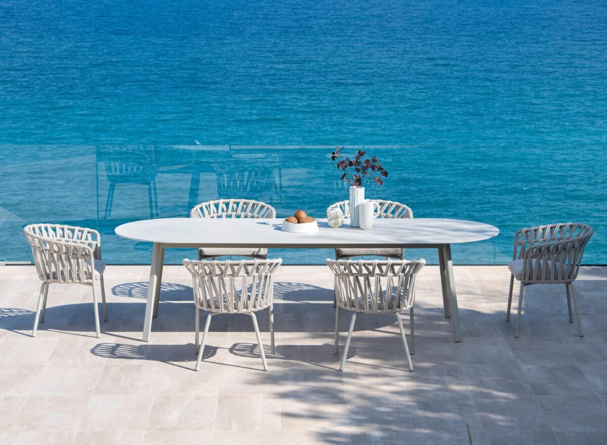 Varaschin Emma Outdoor Dining Table 02