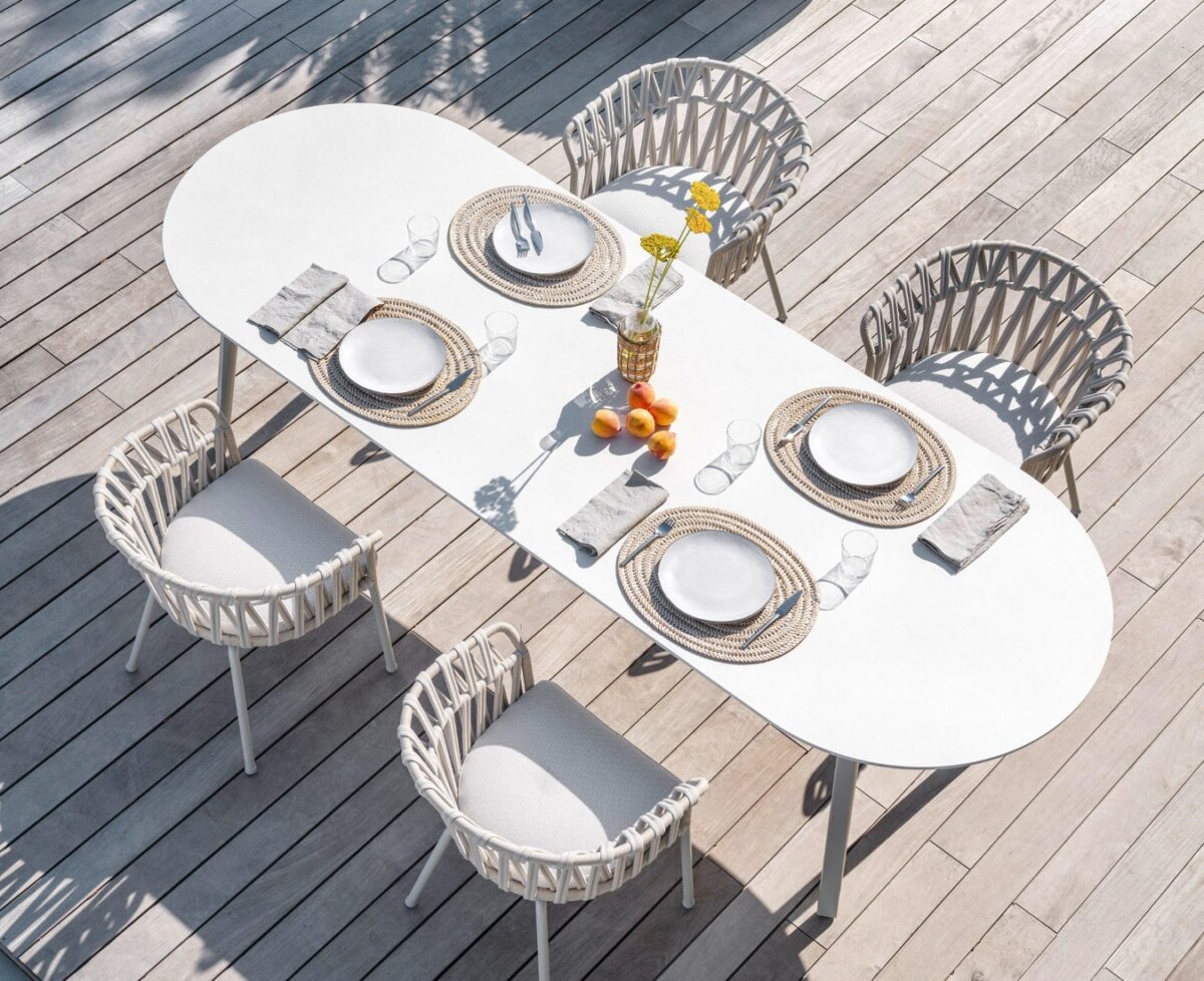 Varaschin Emma Outdoor Dining Table 03