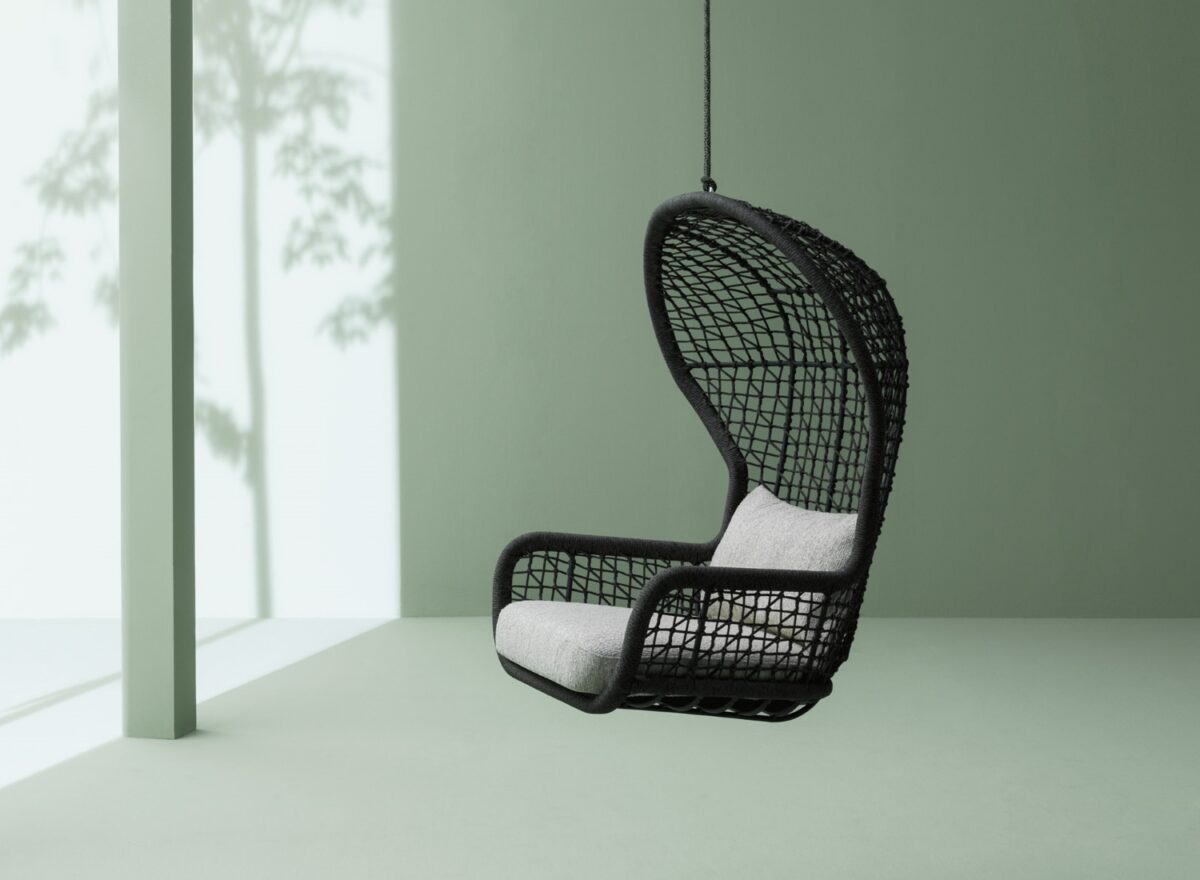 Varaschin Emma Swing Outdoor Chair 01