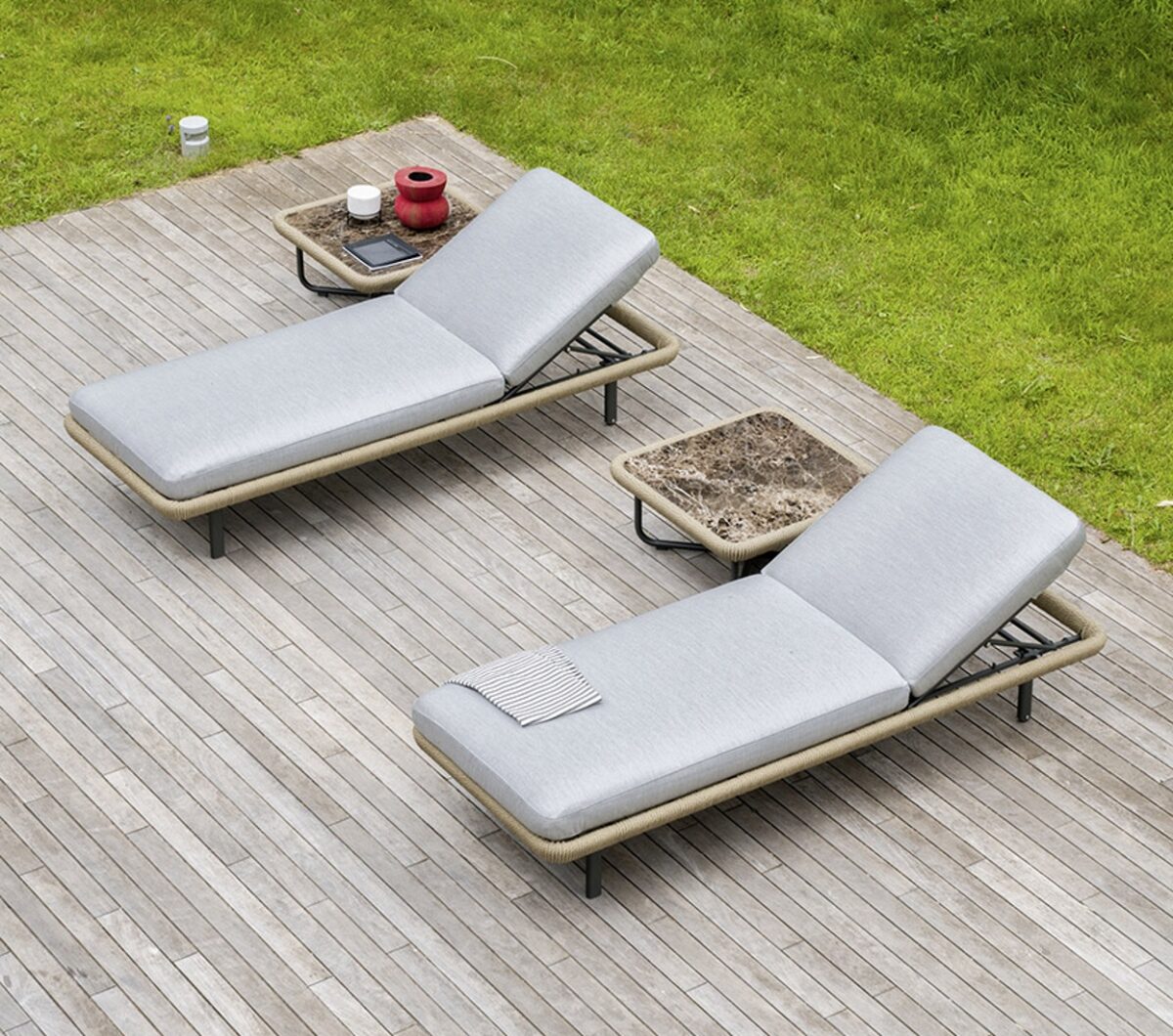 Varaschin Babylon Sunlounger 02