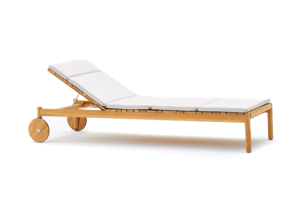 Varaschin Barcode with cushion Sunlounger 05