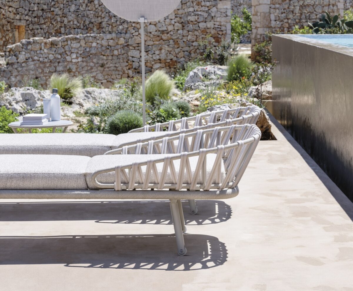 Varaschin Emma Cross Sunlounger 02