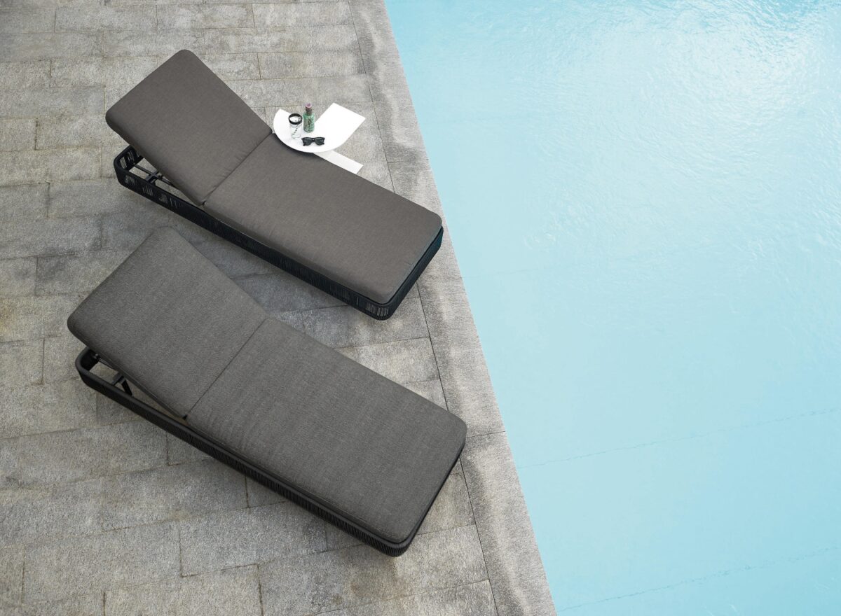 Varaschin Tibidabo Sunlounger 01