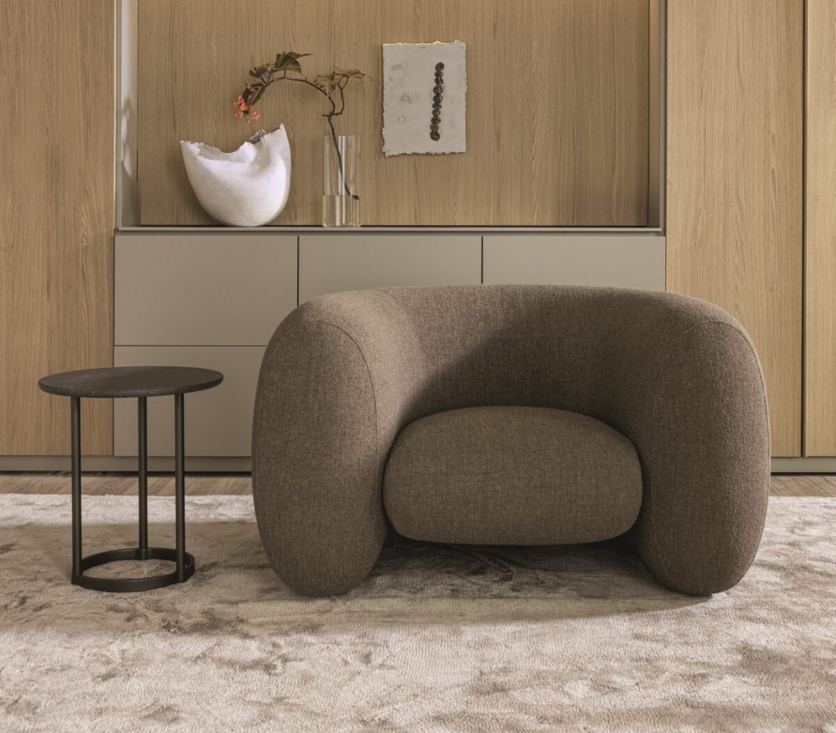 Molteni C Cinnamon Armchair 02