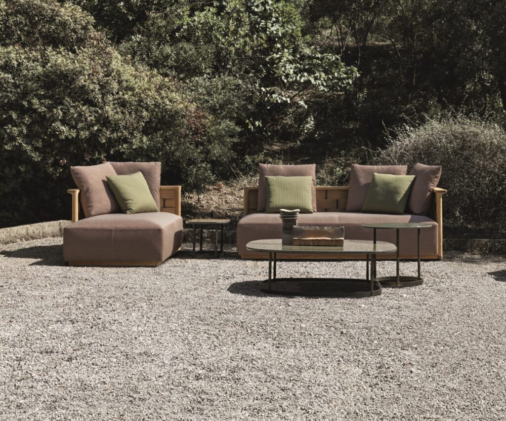Menu-Category-Outdoor-Modular-Sofas