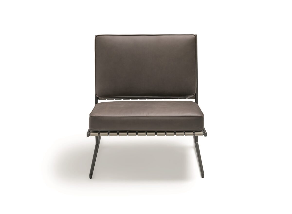 Molteni-C-Paula-Armchair-03