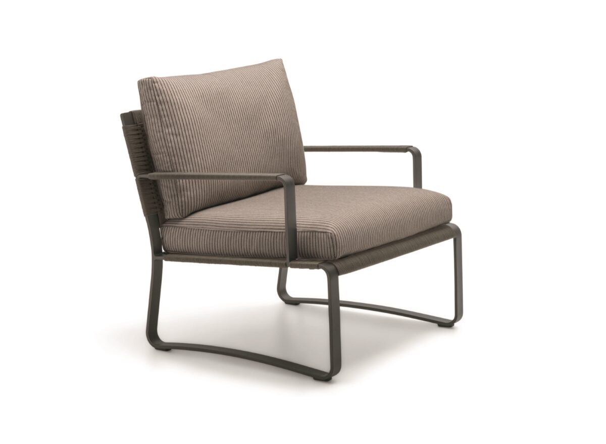 Molteni C Phoenix Outdoor Armchair 016