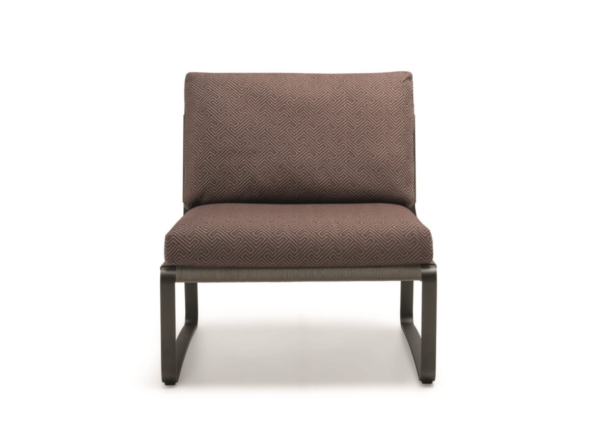 Molteni C Phoenix Outdoor Armchair 07