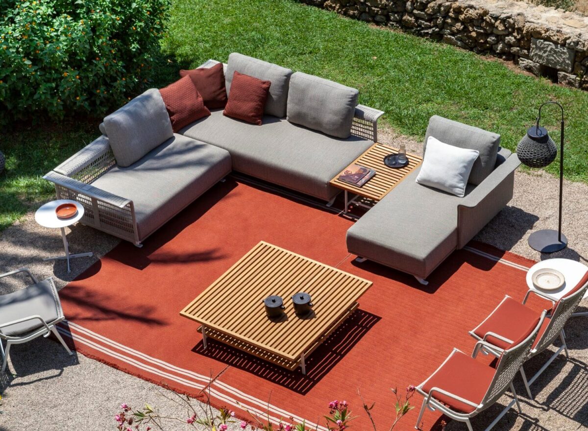 Poltrona-Frau-Solaria-Outdoor-Modular-Sofa-01