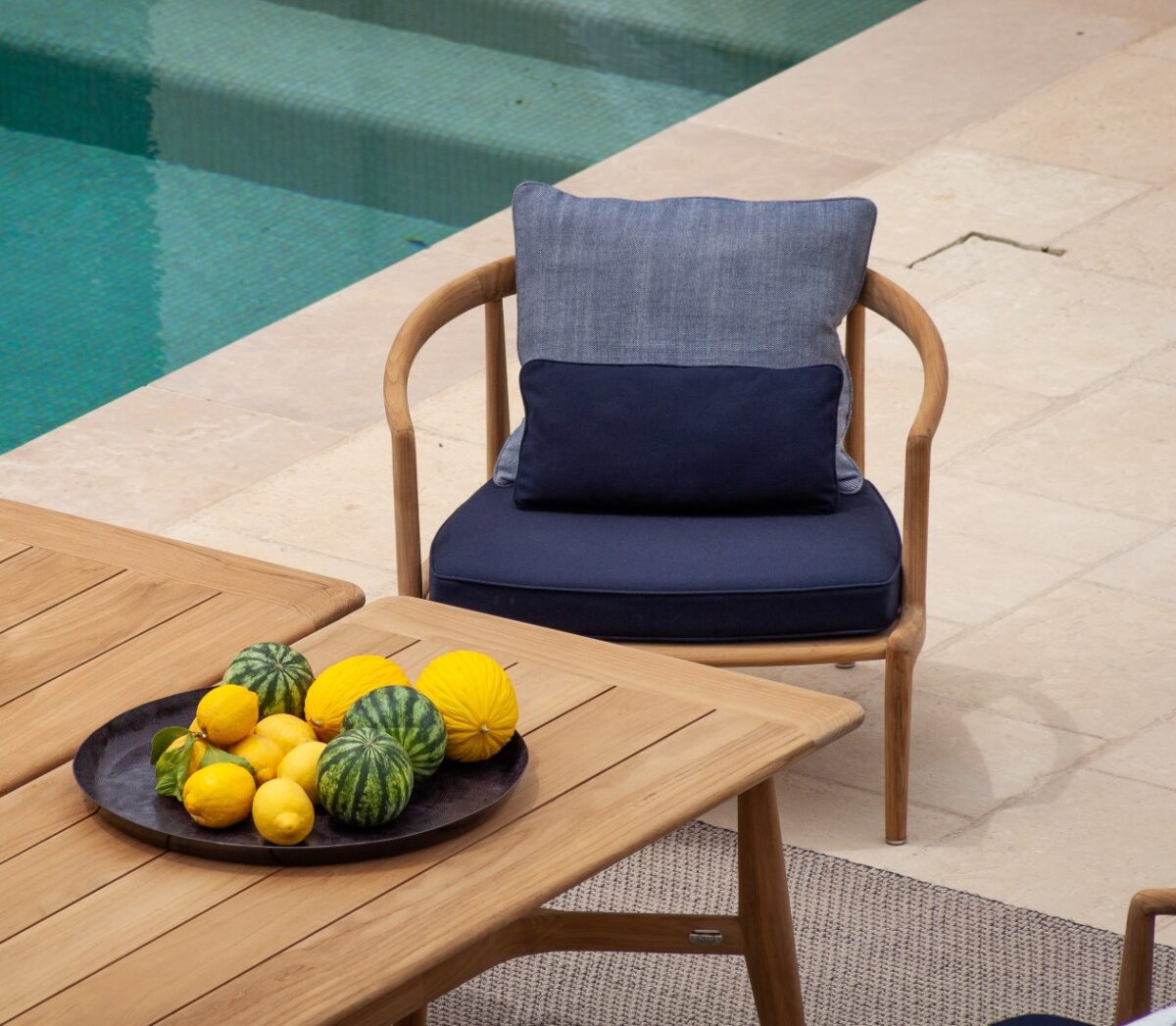 Poltrona Frau The Secret Garden Outdoor Armchair 03