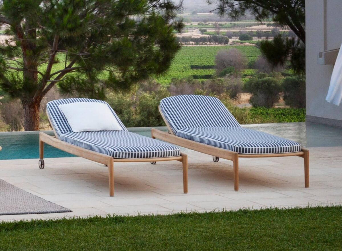Poltrona Frau The Secret Garden Sunlounger 01