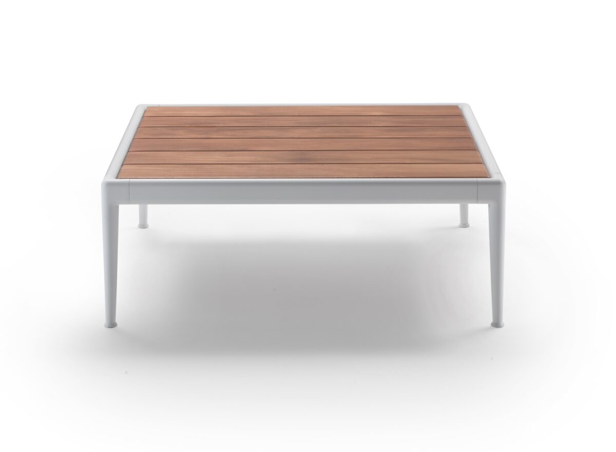 Flexform Pico Wood Outdoor Coffee Table recessed top 01