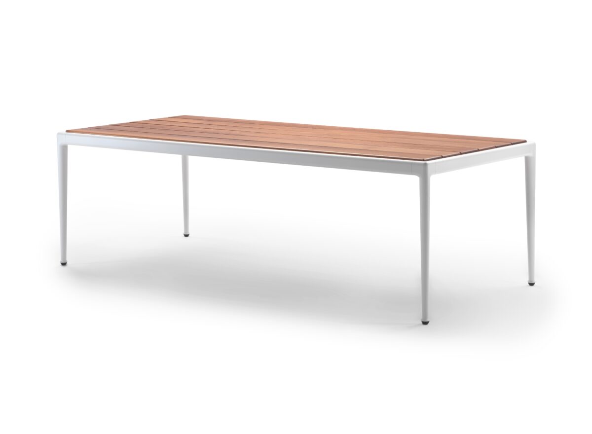 Flexform-Pico-Wood-Outdoor-Table-Recessed-Top-02