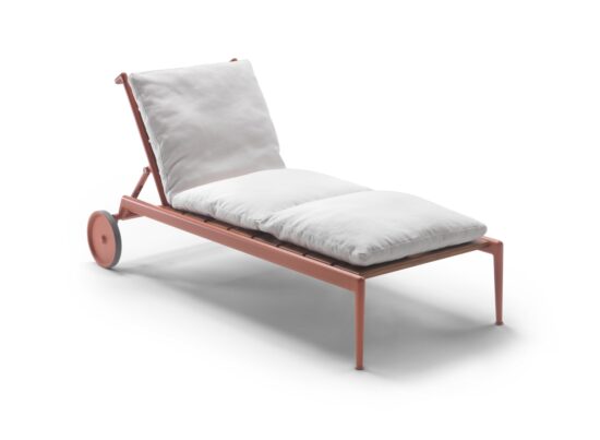 Flexform Atlante Wood Daybed with cushion 01