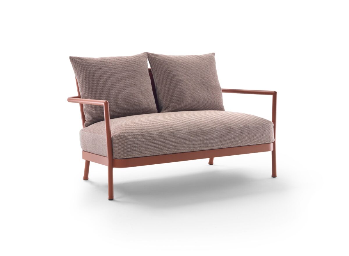 Flexform Camargue Outdoor Sofa 2 Seater STILL LIFE 02