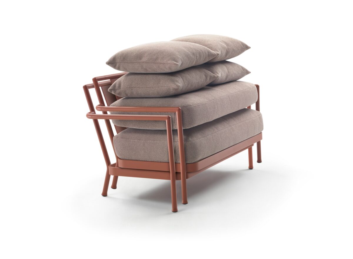 Flexform Camargue Outdoor Sofa 2 Seater STILL LIFE 03