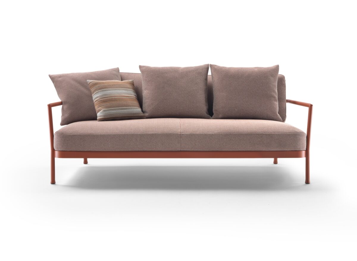 Flexform Camargue Outdoor Sofa 3 Seater STILL LIFE 01