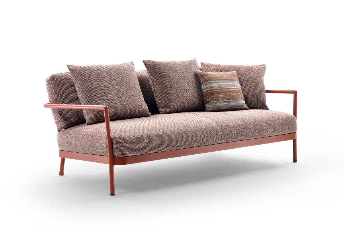 Flexform Camargue Outdoor Sofa 3 Seater STILL LIFE 02