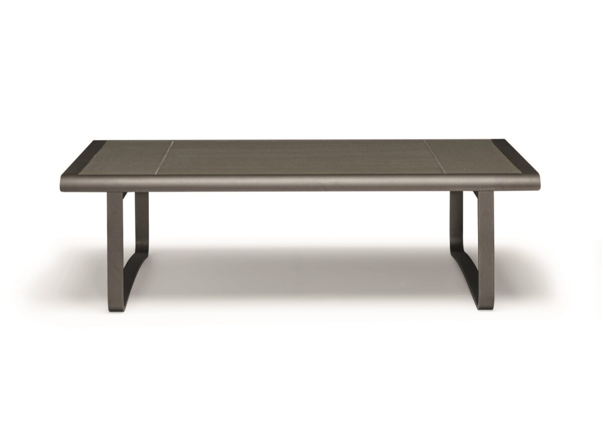 Molteni C Outdoor Furniture Phoenix Coffee Table STILL LIFE 01